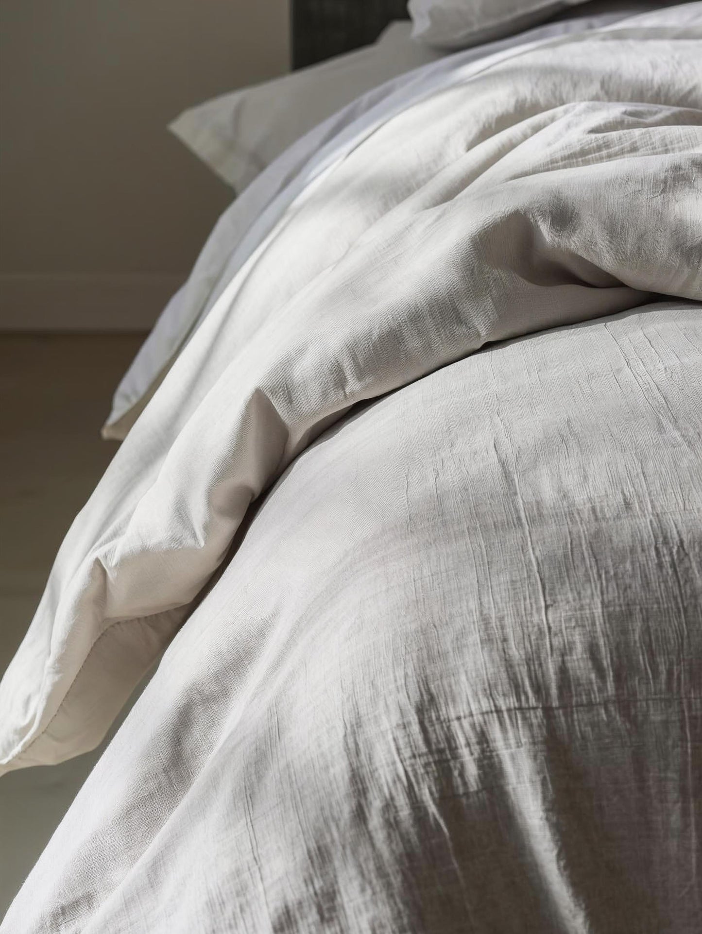 Pebble Grey Linen Quilt Cover Set – 100% Pure Linen Bedding with Matching Pillowcases | Luxury Doona Cover Australia